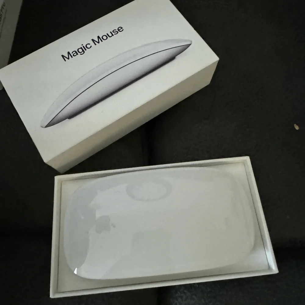 Magic Mouse - Like New